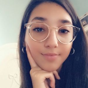 Meet your Posher, Bernice